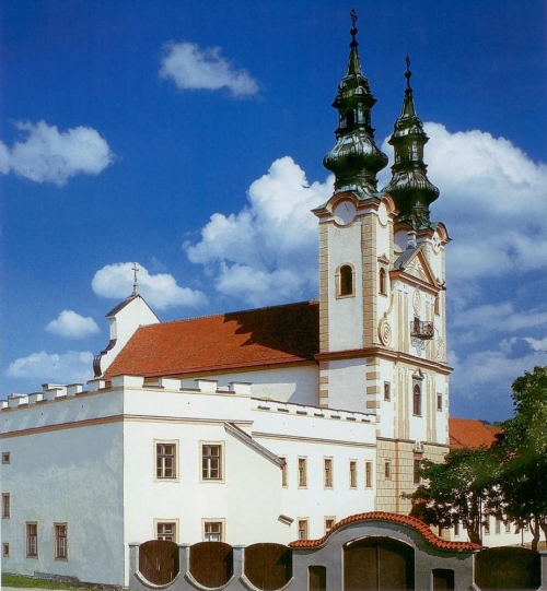 Piaristický kláštor