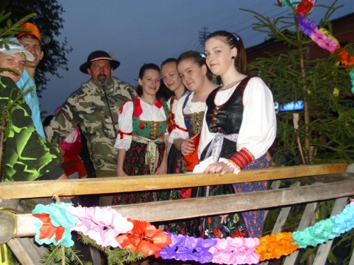 Stavanie mája 2011