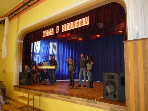 Úcta k starším 2012