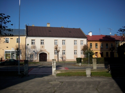 Meštianske domy na námestí