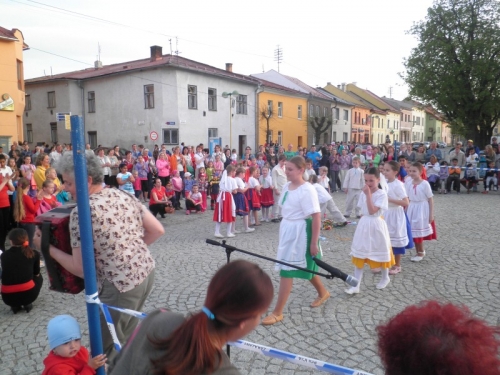 Stavanie mája - 2013