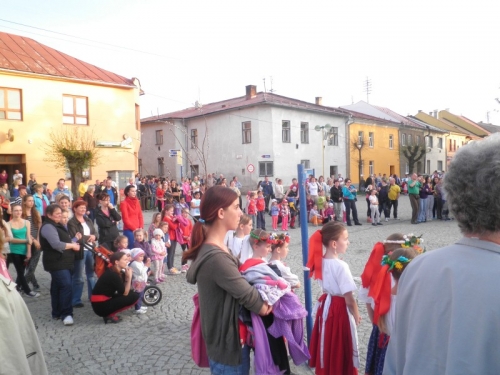 Stavanie mája - 2013