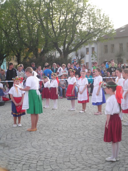 Stavanie mája - 2013