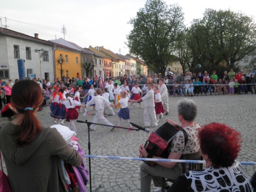 Stavanie mája - 2013