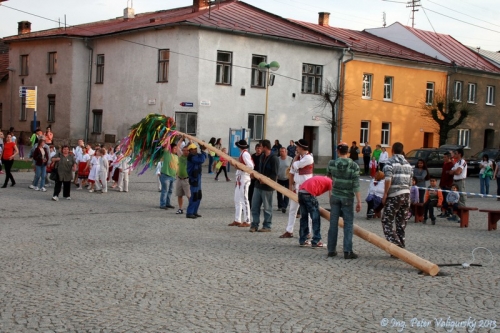 Stavanie mája - 2013