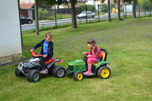 Dáždniková párty a divadlo Polepetko