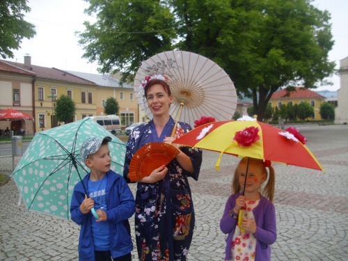 Dáždniková párty a divadlo Polepetko
