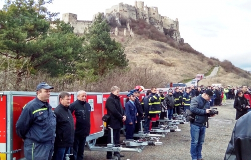 Prevzatie protipovodňového vozíka - 20.11.2015