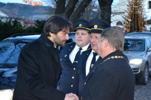Odovzdávanie hasičskej techniky - 12.12.2015