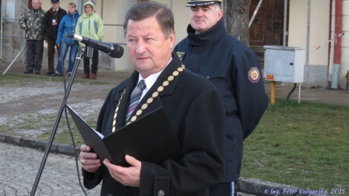 Odovzdávanie hasičskej techniky - 12.12.2015