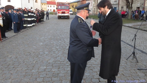Odovzdávanie hasičskej techniky - 12.12.2015