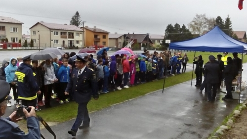 Súťaž mladých hasičov v Batizovciach - 24.4.2016