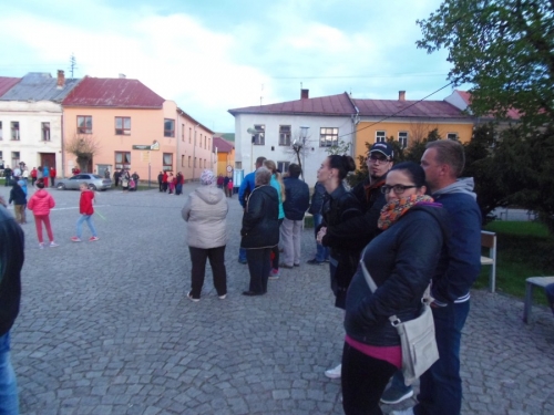 Stavanie mája 2016