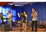 OKTÓBER – MESIAC ÚCTY K STARŠÍM