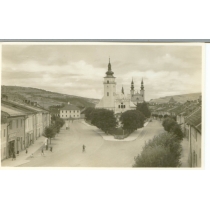 Námestie a jeho historické dominanty