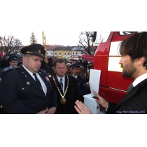 Odovzdávanie hasičskej techniky - 12.12.2015