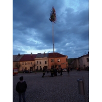 Stavanie mája 2016