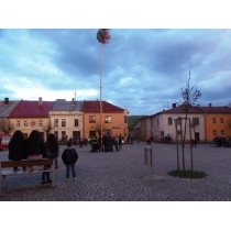 Stavanie mája 2016